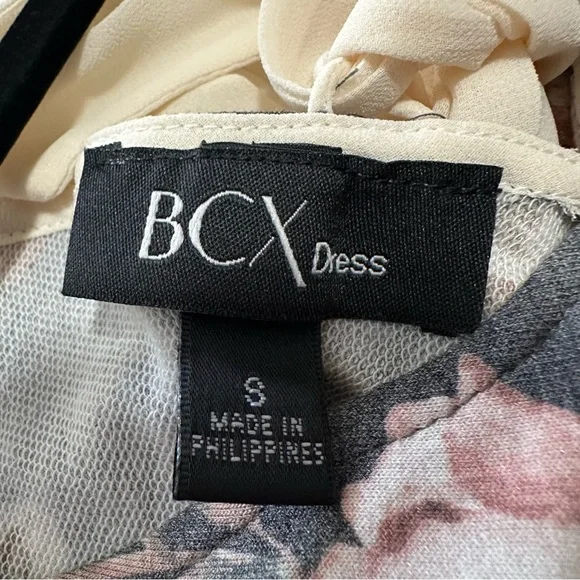 BCX Floral Lace Up Long Sleeve Swing Dress - Picture 11 of 11